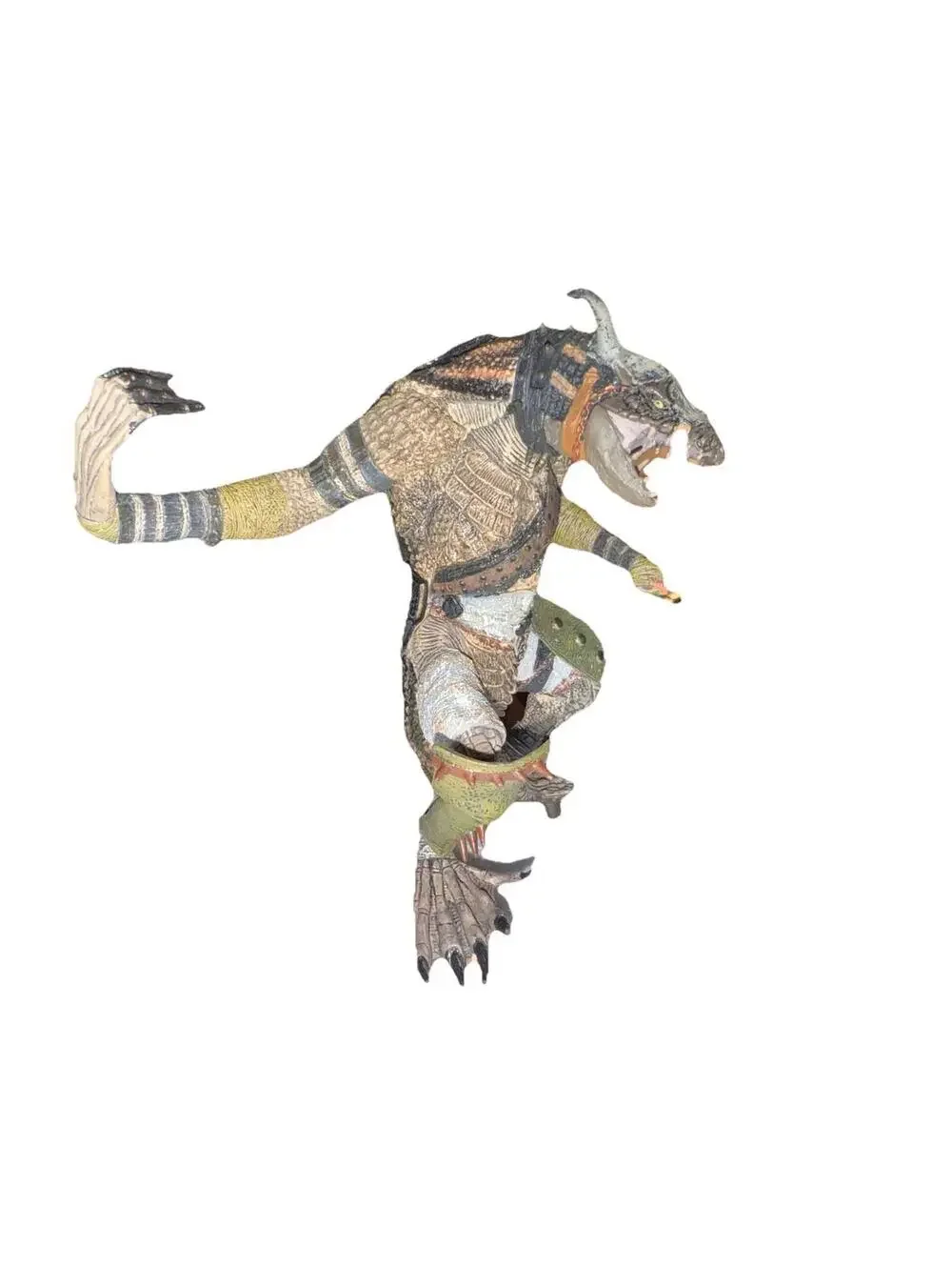 McFarlane Dragons Dragon Series 3 Komodo Clan 3 Dragon 6.5 inch Missing Hand